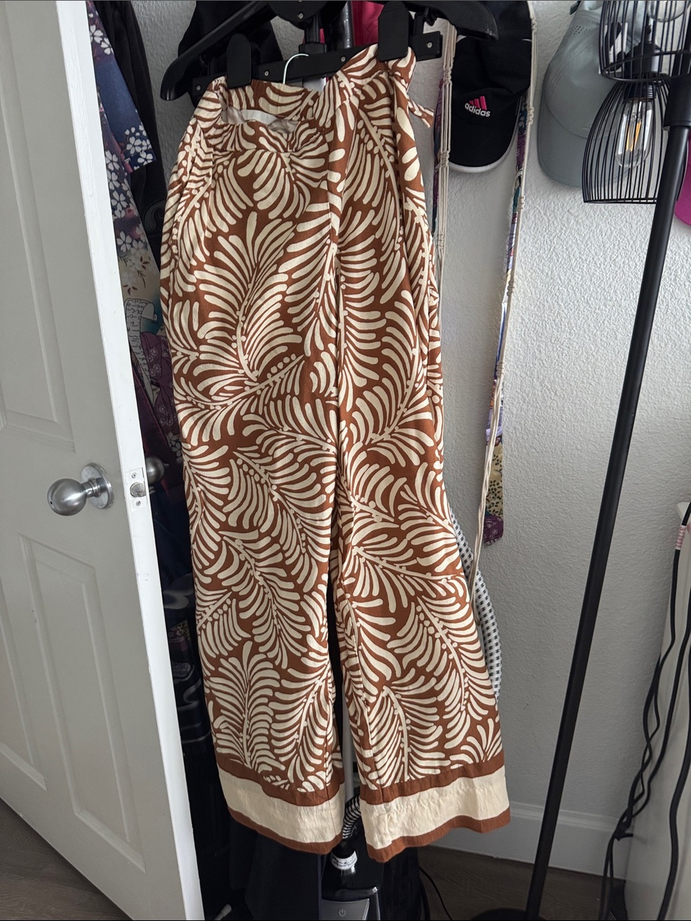 H&M  brown and cream Wide-Leg Printed  Pants